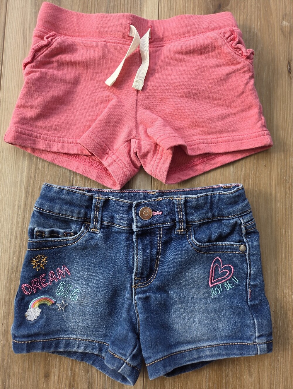 Two 2t Pairs Shorts Carters, Wonder Nation